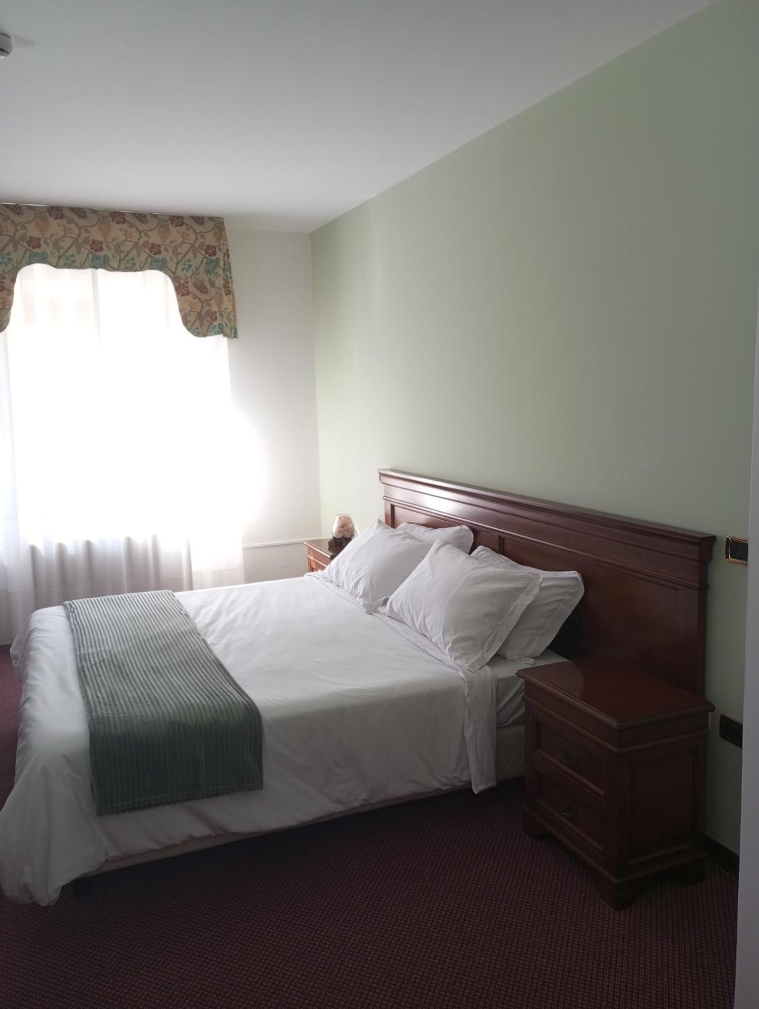 Regina Hotel Pollino 모라노 칼라브로 외부 사진