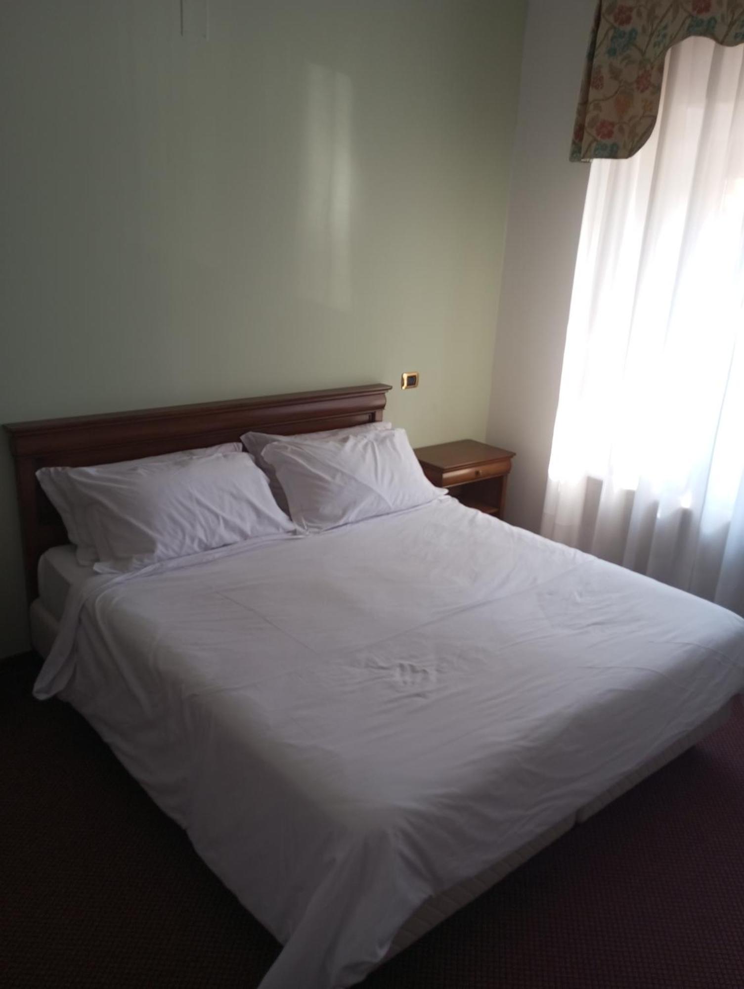 Regina Hotel Pollino 모라노 칼라브로 외부 사진
